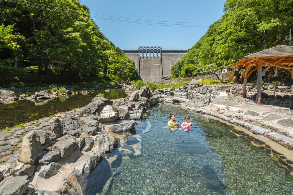 Hotel Kikunoyu Maniwa Exterior photo